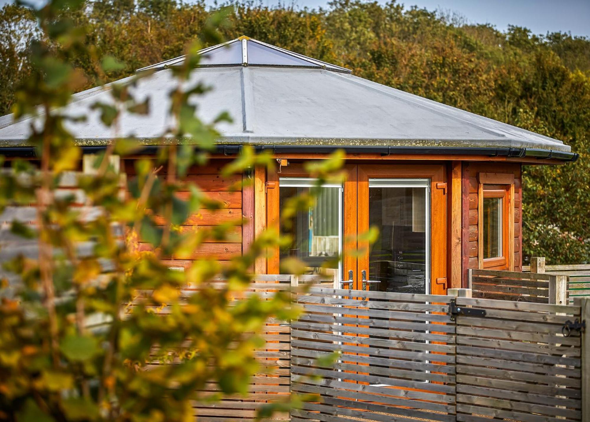 Green Meadows Park Garton Exterior photo