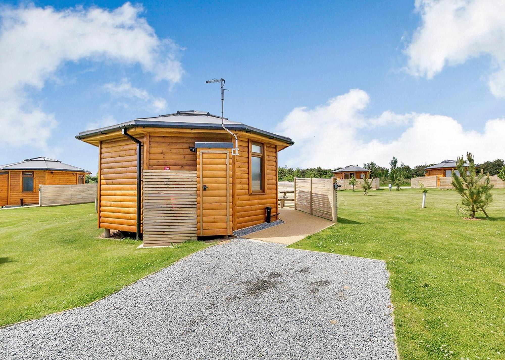 Green Meadows Park Garton Exterior photo